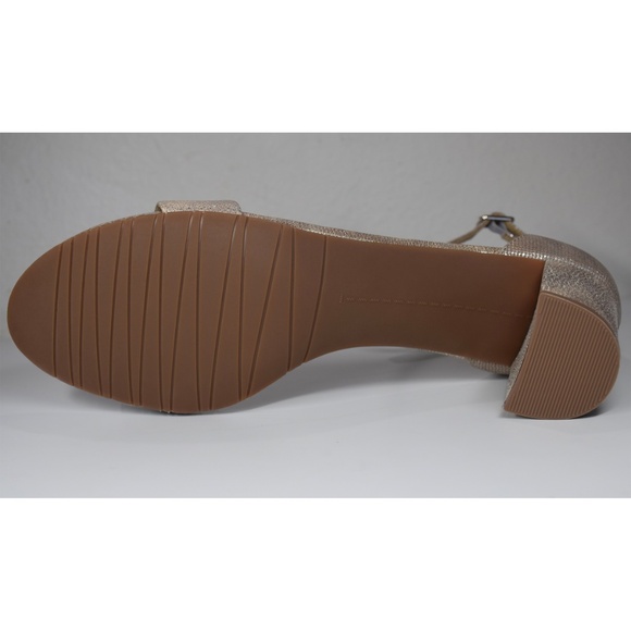 VANELI NIB MERYN TOBACCO LEATHER ANKLE STRAP SANDAL. SIZE 8 M - Picture 10 of 12